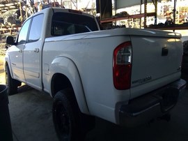 2006 TOYOTA TUNDRA, WHITE, SR5 MODEL, CREW CAB, 4.7L, AT, 2WD, Z25260